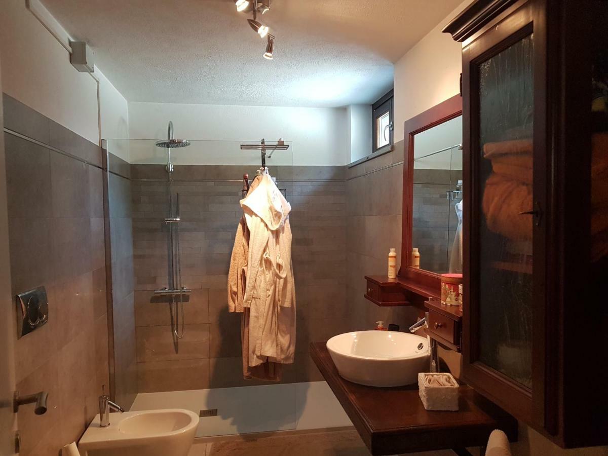 La Tavernetta アオスタ エクステリア 写真